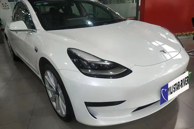 Tesla Model 3 460KM