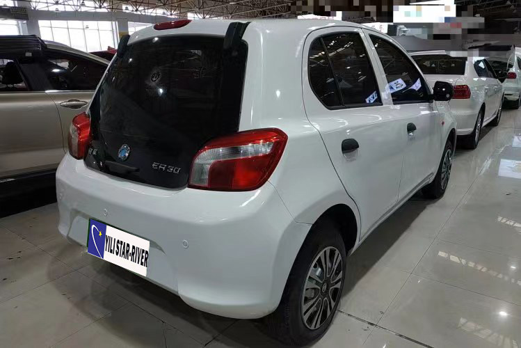 Dongfeng Junfeng ER30 255KM