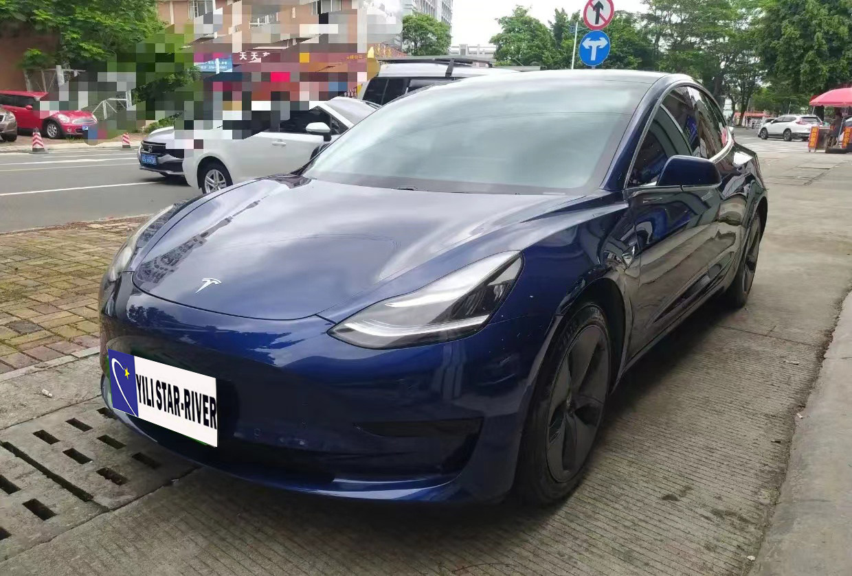 Tesla Model 3 468KM