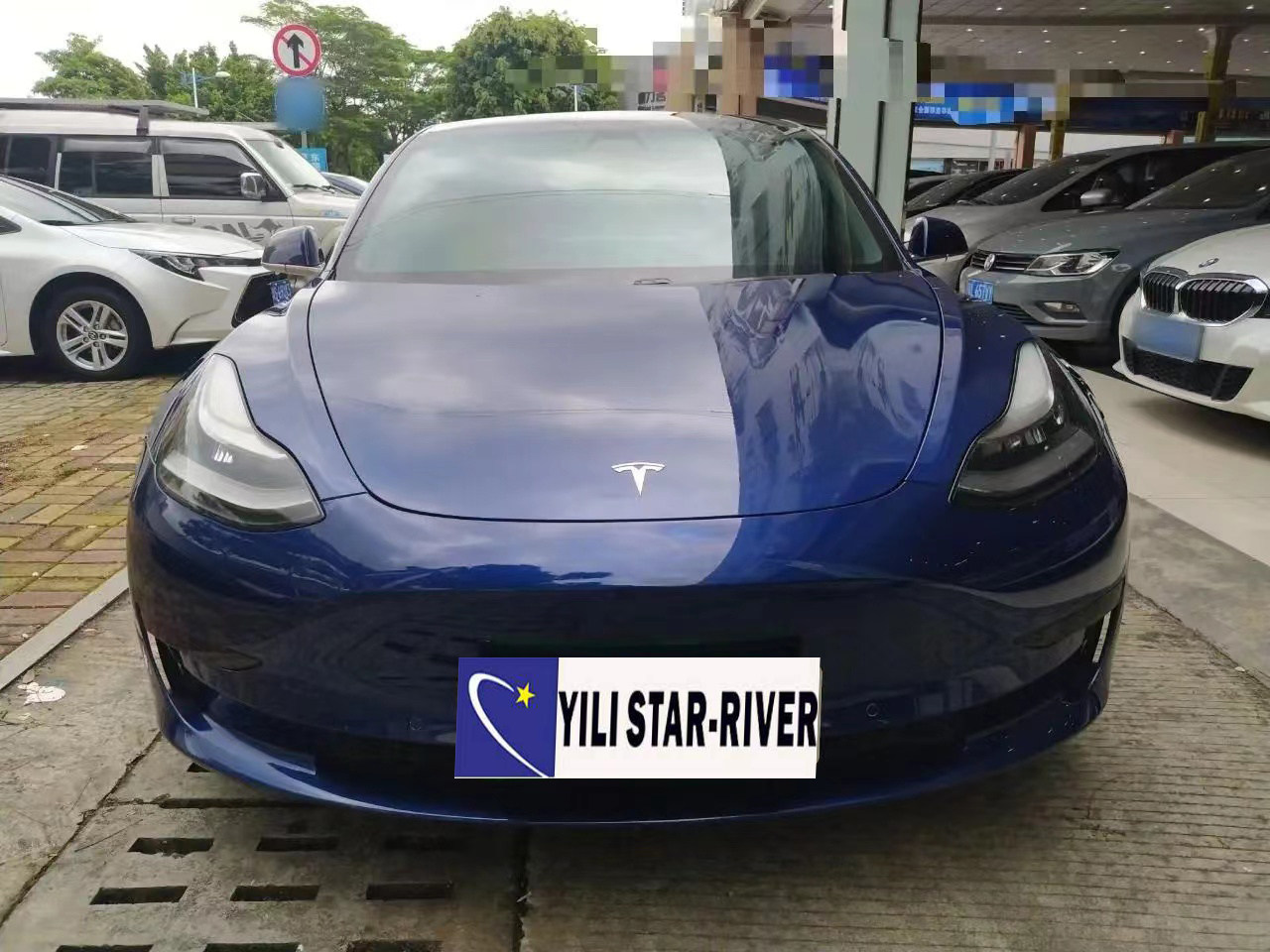 Tesla Model 3 468KM