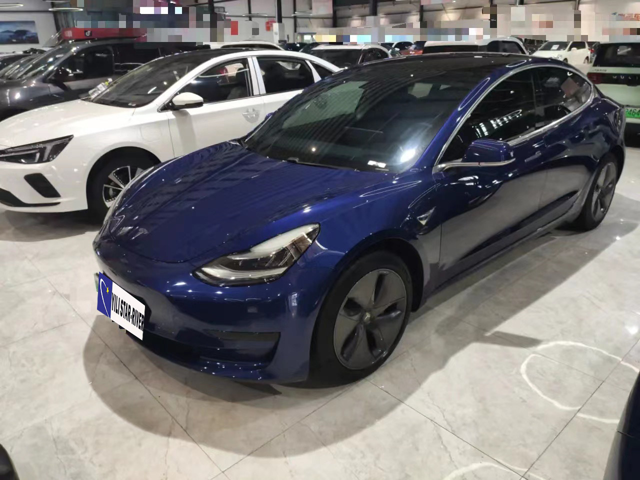 Tesla Model 3 445KM