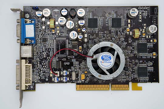 ATI Radeon R300系列显示卡（9xxx Series）