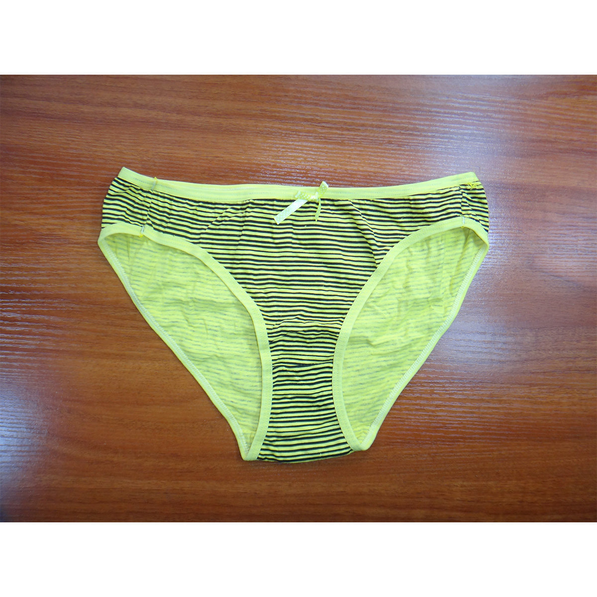 Lady's briefs L071