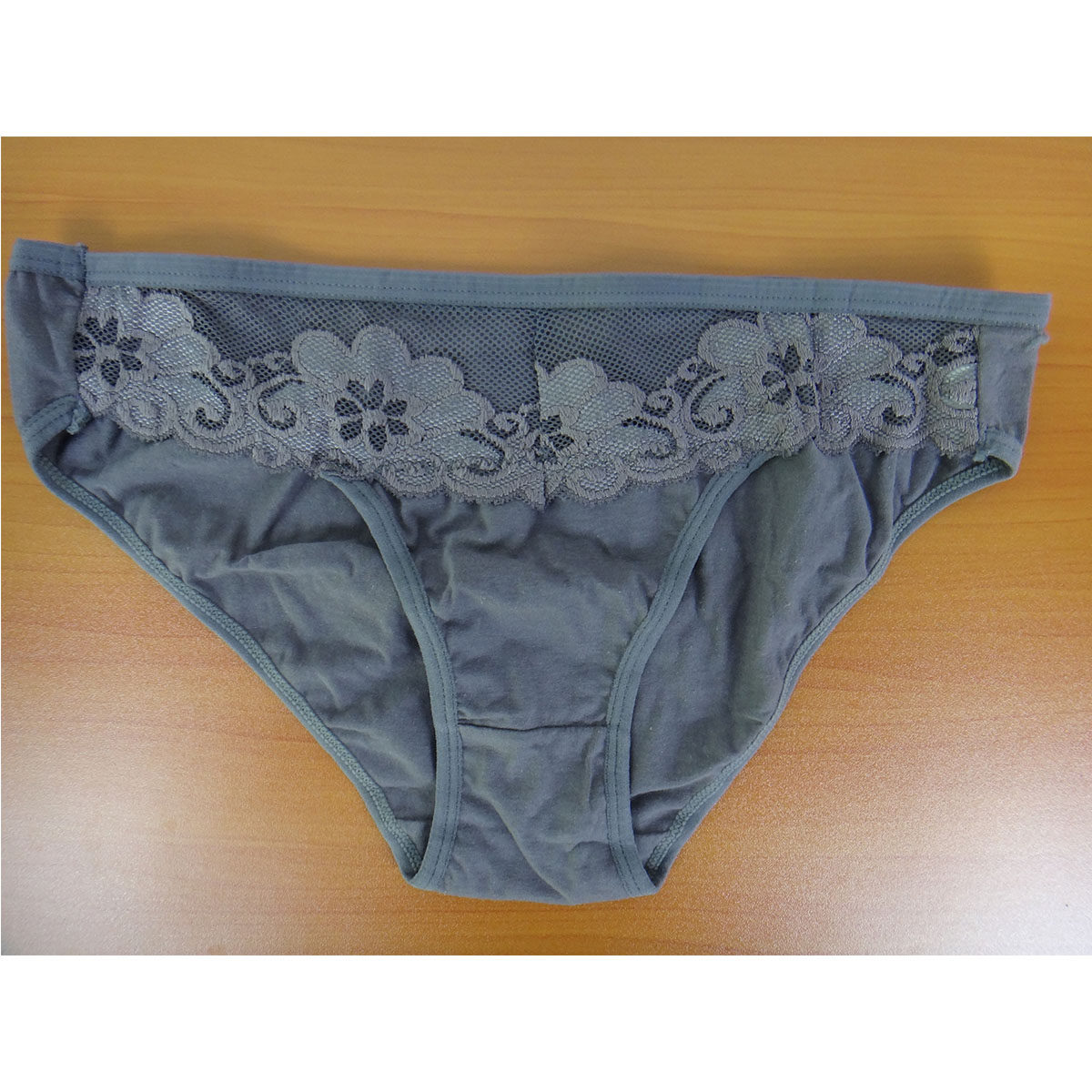 Lady's lace briefs LT55