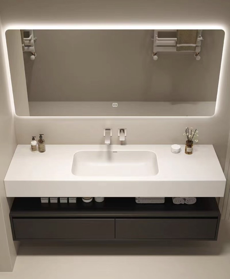 Bathroom sink