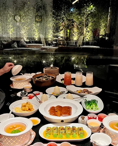 Food tour with locals