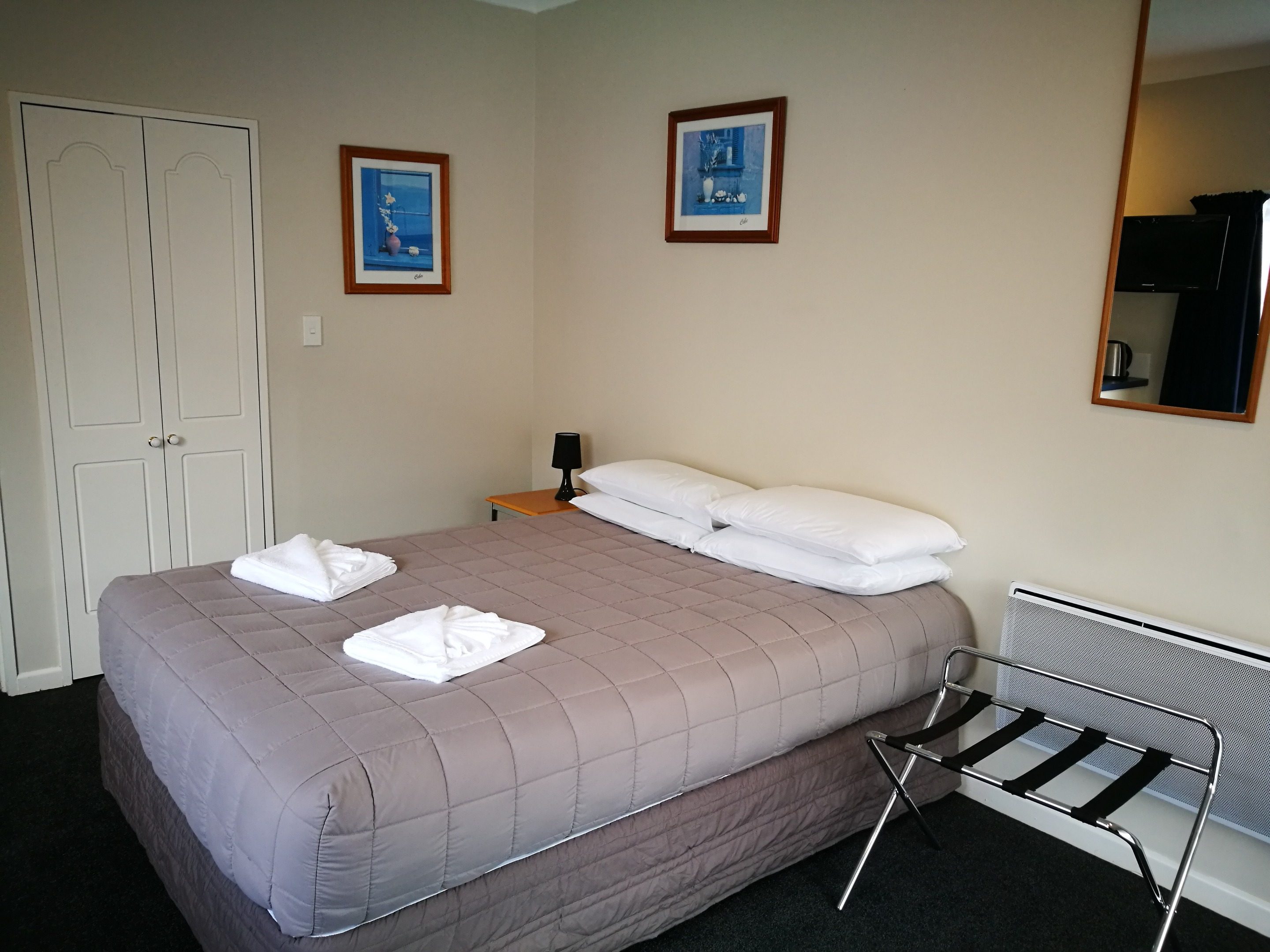 Airport Birches Motel