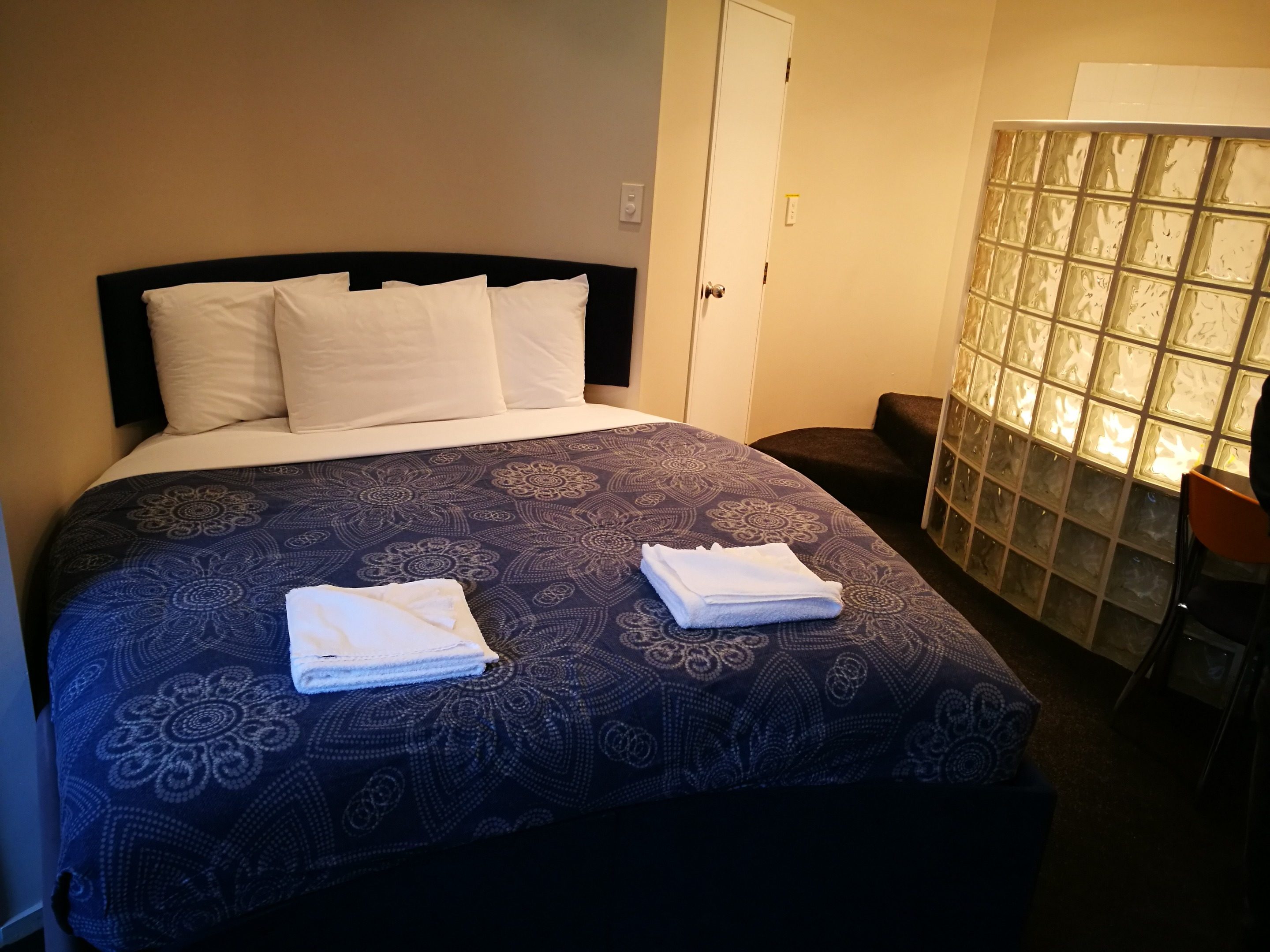 Airport Birches Motel