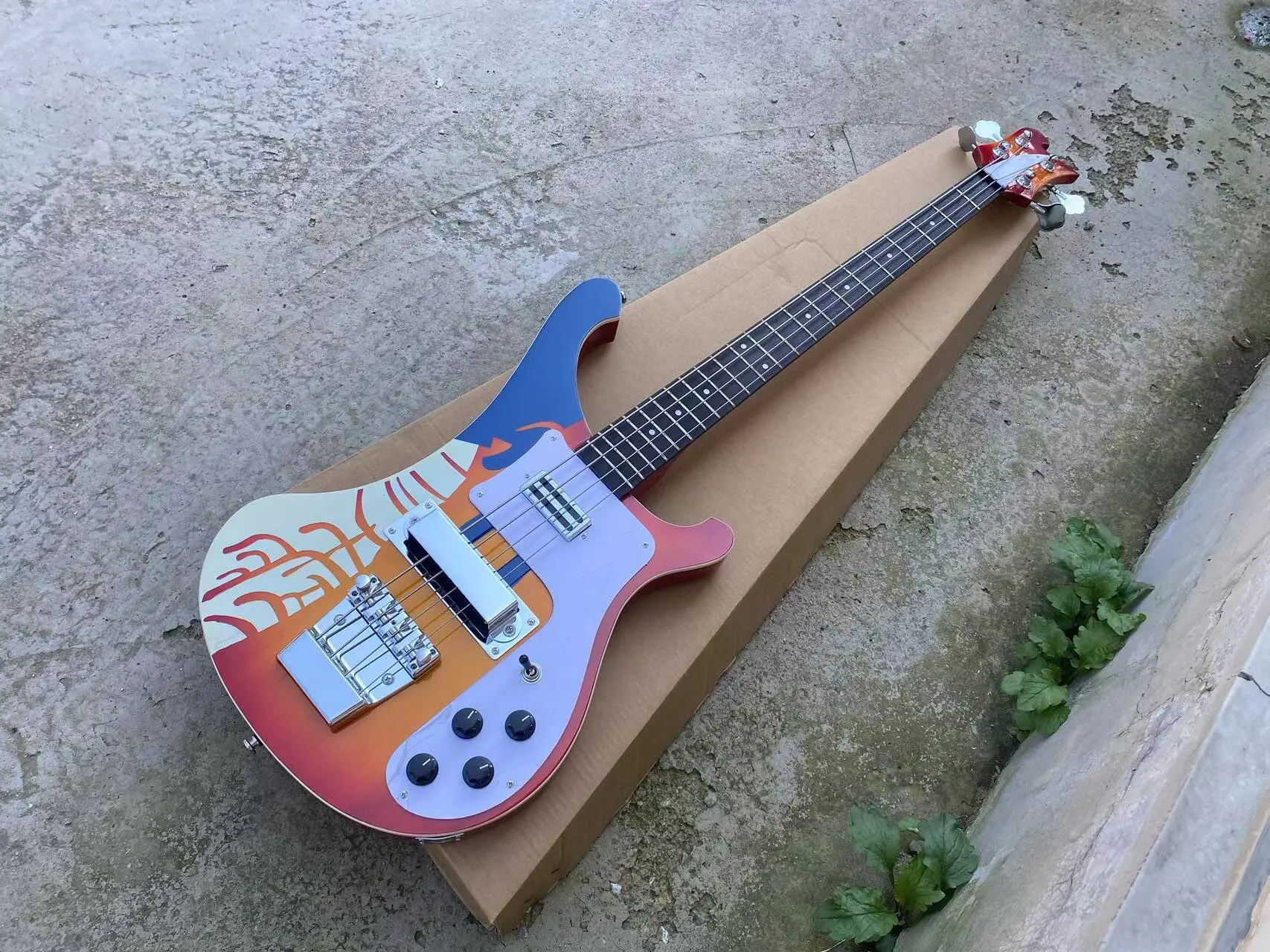 lux guitar