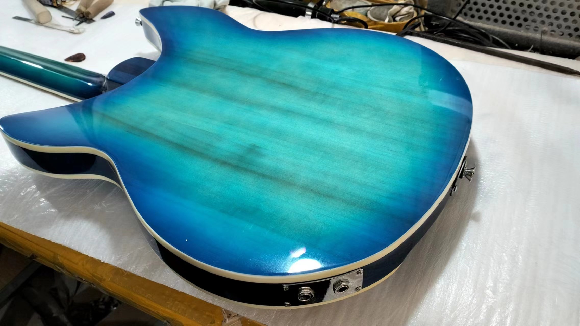 lux guitar