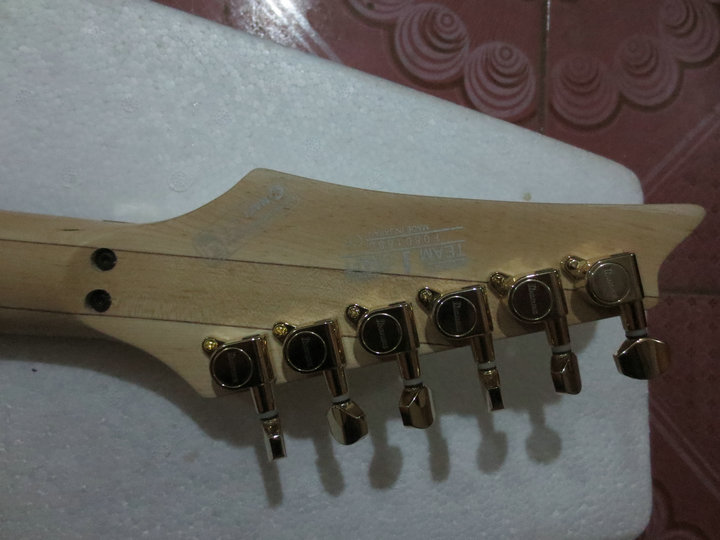 lux guitar