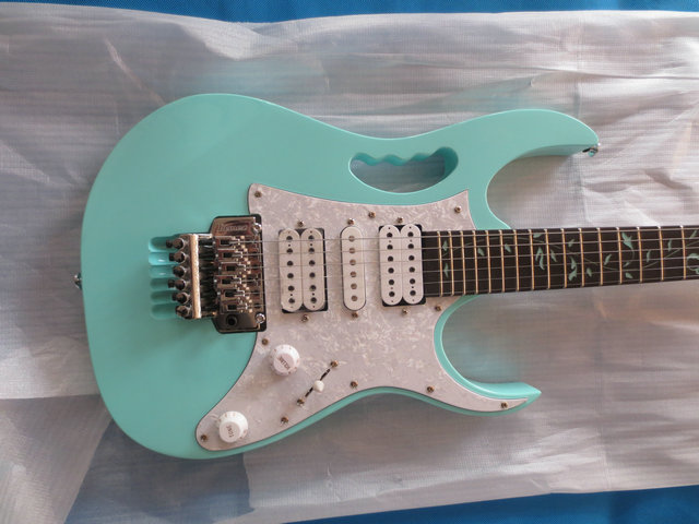 lux guitar