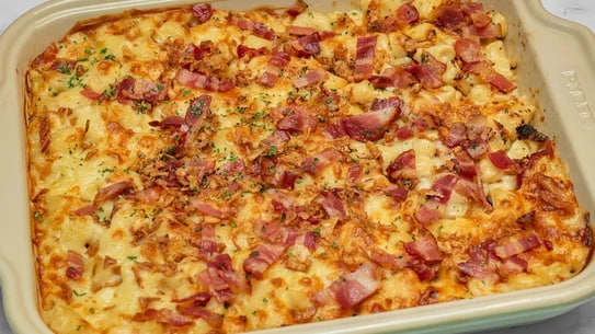 Family Mac & Cheese with Bacon