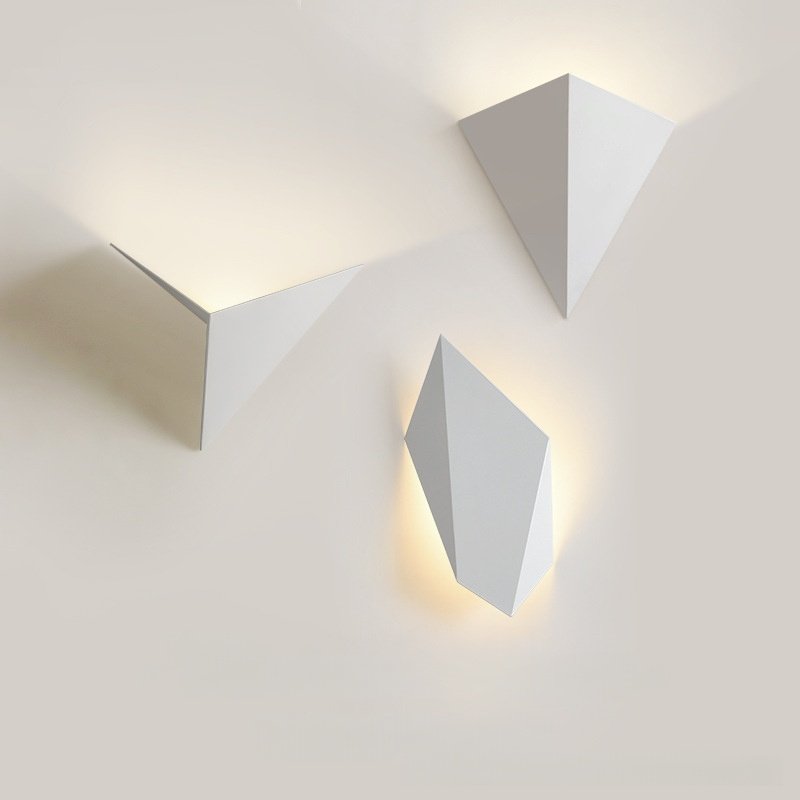 Minimalist Geometric Wall Lamp