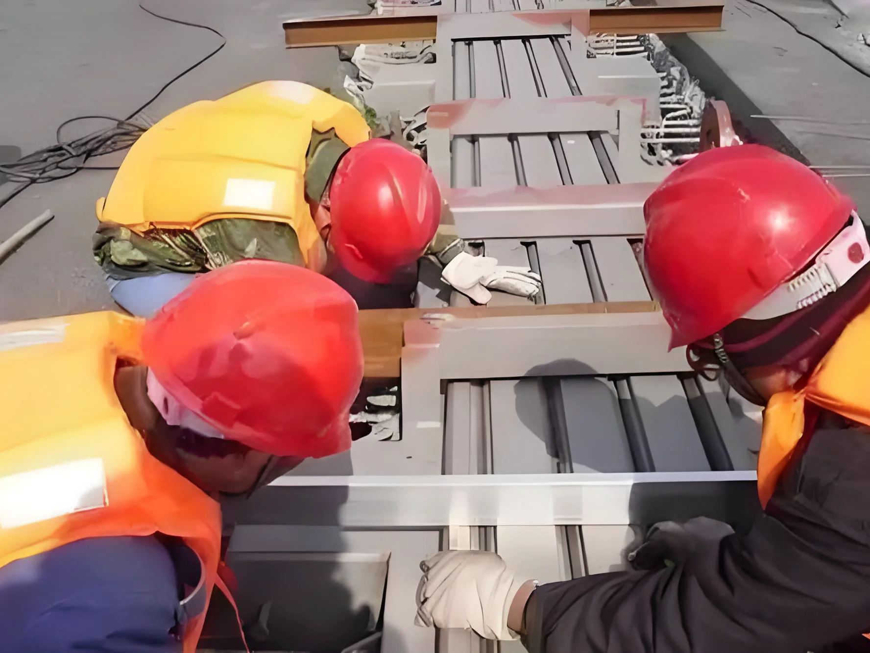 Underwater inspection and cleaning