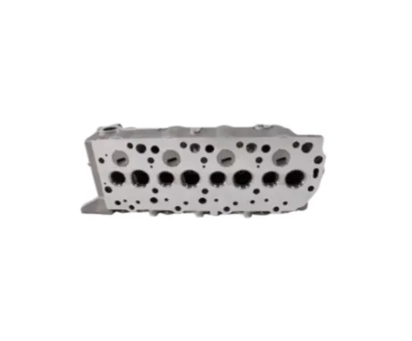 BKCH003 Auto Cylinder Head Assembly D4BA 4D56 OEM 22100-42900 M139564D MD185922 Cylinder Heads