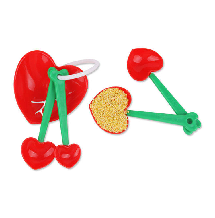 KT84 Kitchen Accessories Heart Shape Fashion Measuring Food Spoon Set