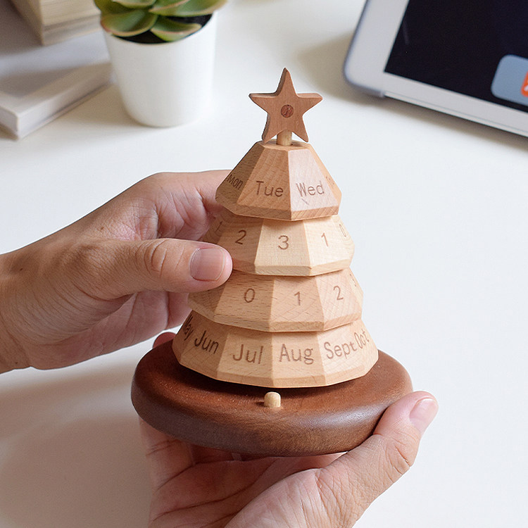 Christmas Tree Desk Calendar