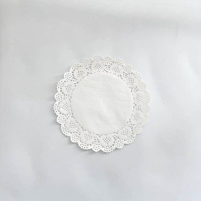 7.5 inch round flower base paper