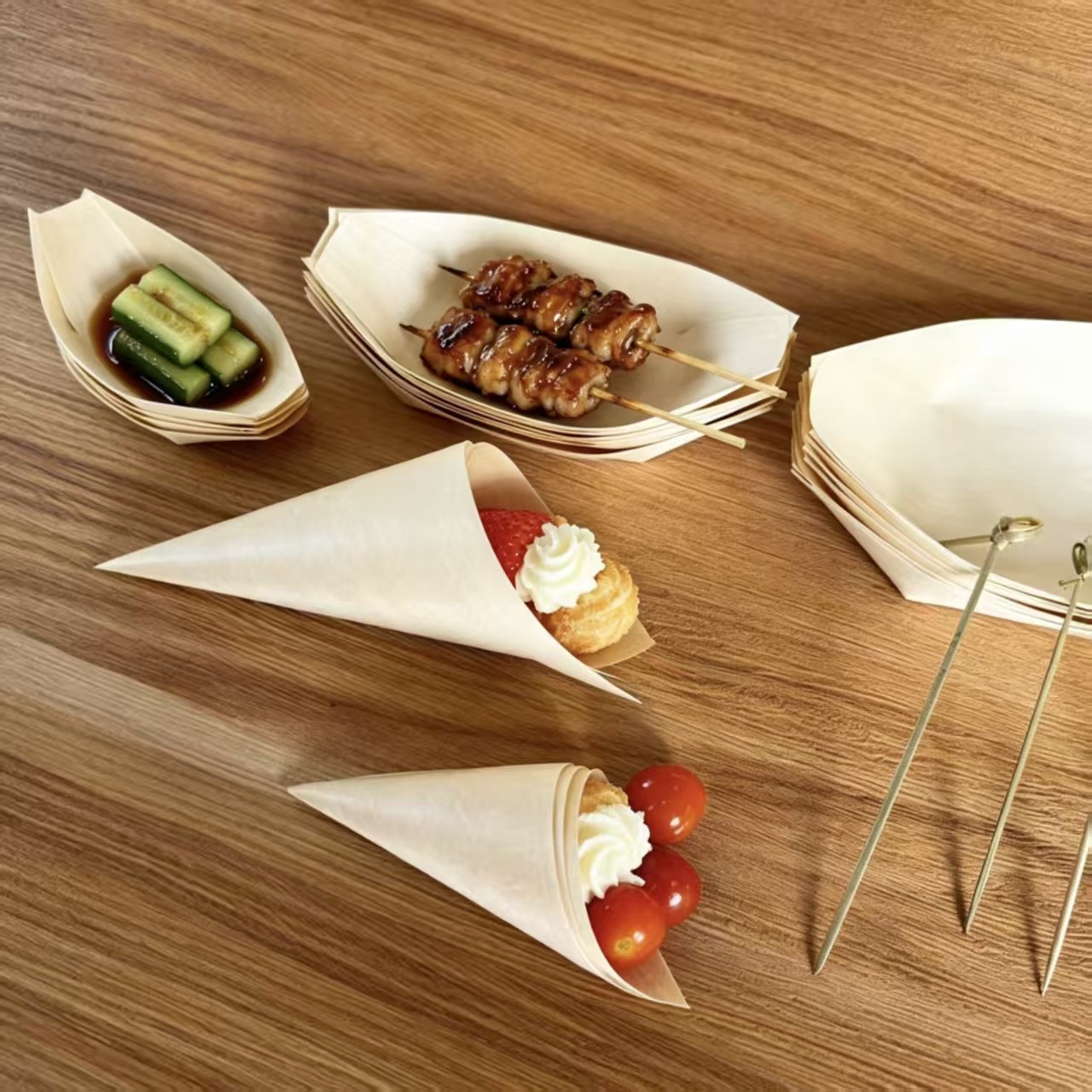 Stylish & sustainable wooden food serving solutions!