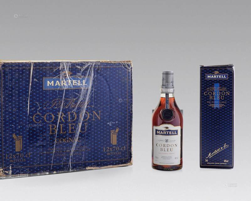 马爹利蓝带青瓶