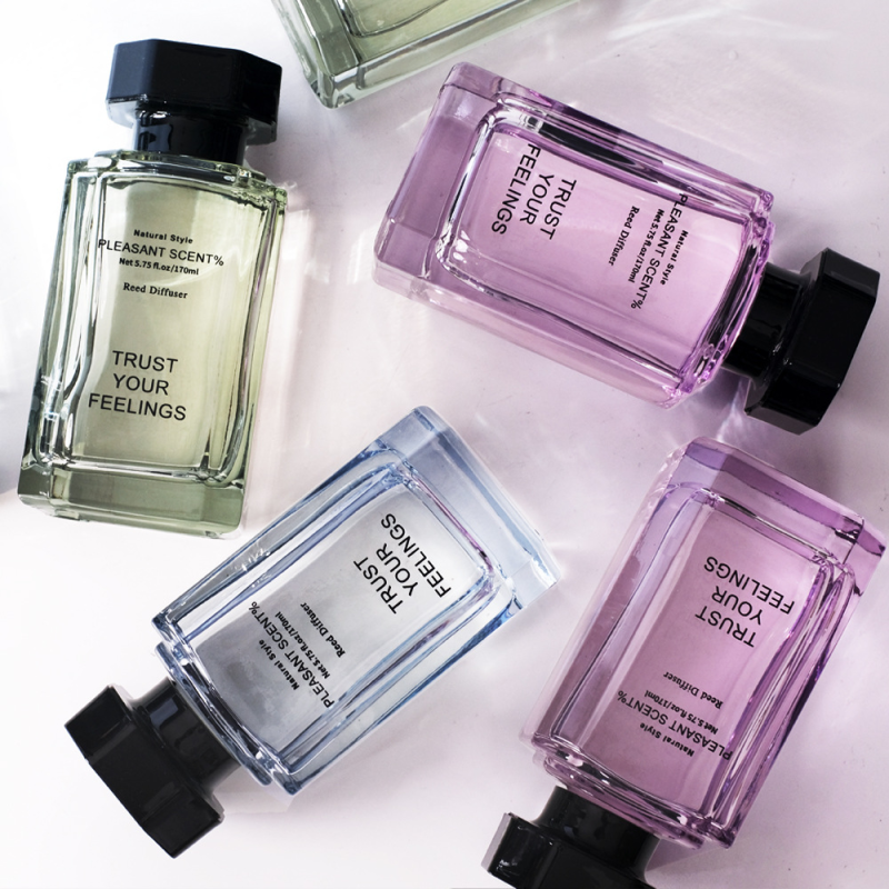 Luxurious Flower and Reed Diffuser Set