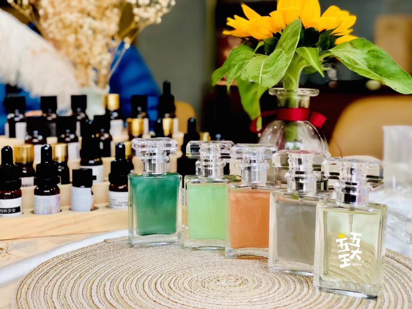 Flenran Fragrance Expert