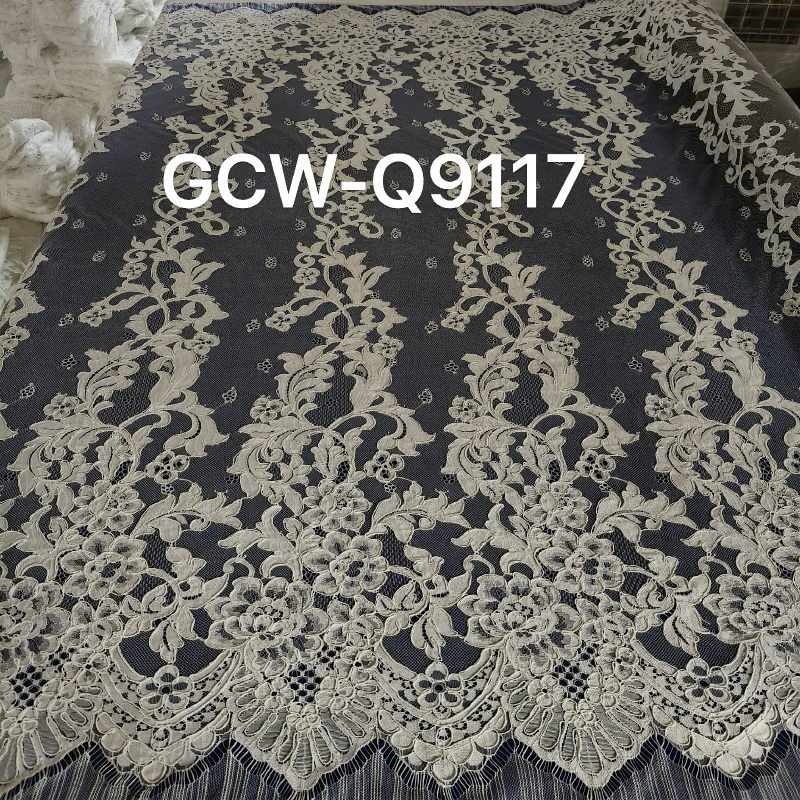 GCW-Q9117 | Vertical Baroque Acanthus Cord Lace | Heavy Scalloped Border Bridal Fabric
