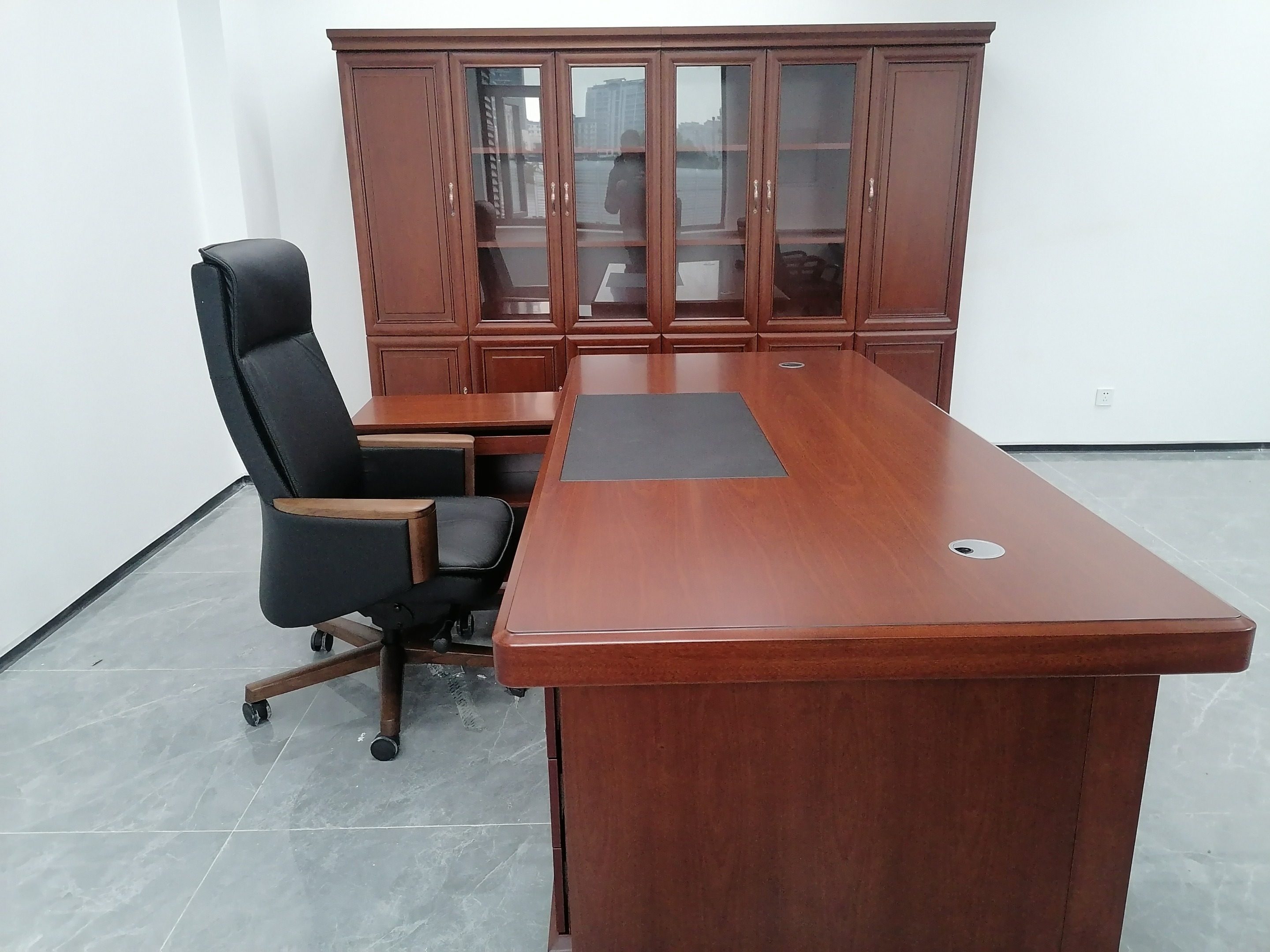 King Chair shop