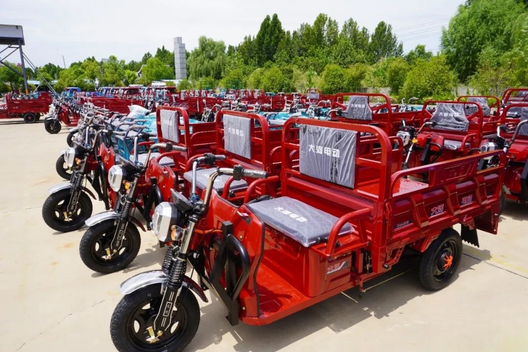 Chinese electric tricycles win consumers overseas