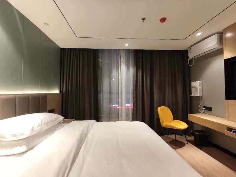 61CWp411AjL-1024x1024