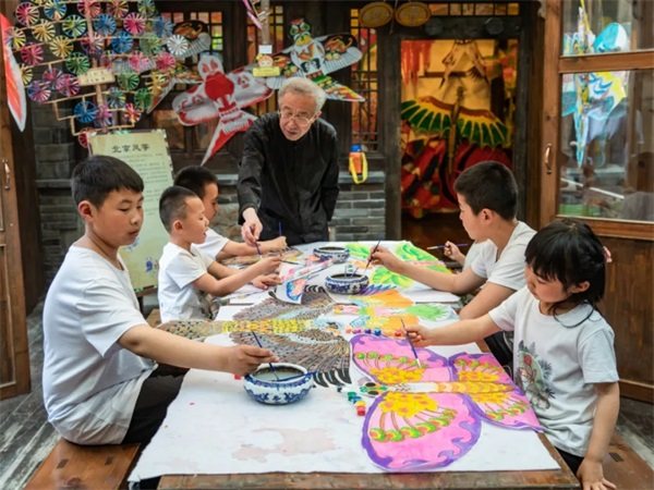 4 Days Beijing Essence with Stunning Night View of Great Wall