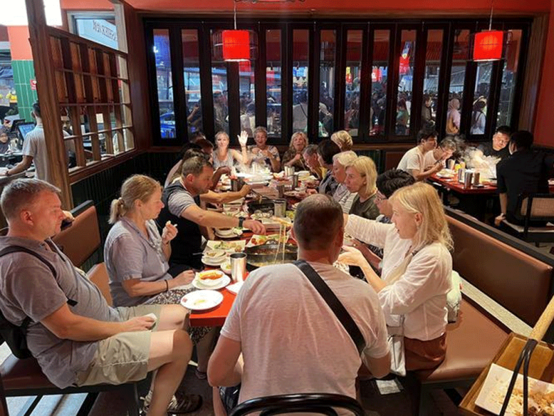 Authentic Chengdu Delicacies Tour