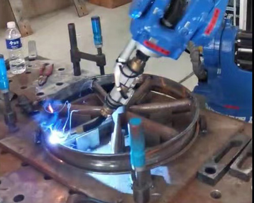 Robotic Welding for High-Strength, High-Performance Vehicle Wheel Rims