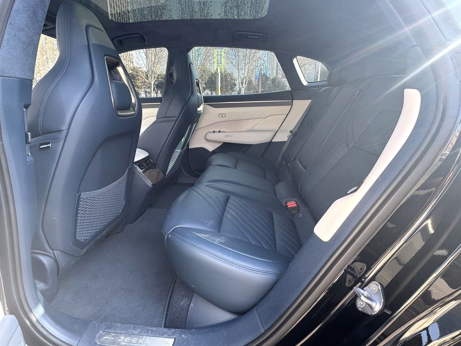 Yichun Xingyue Paipai Car Trading Co., Ltd