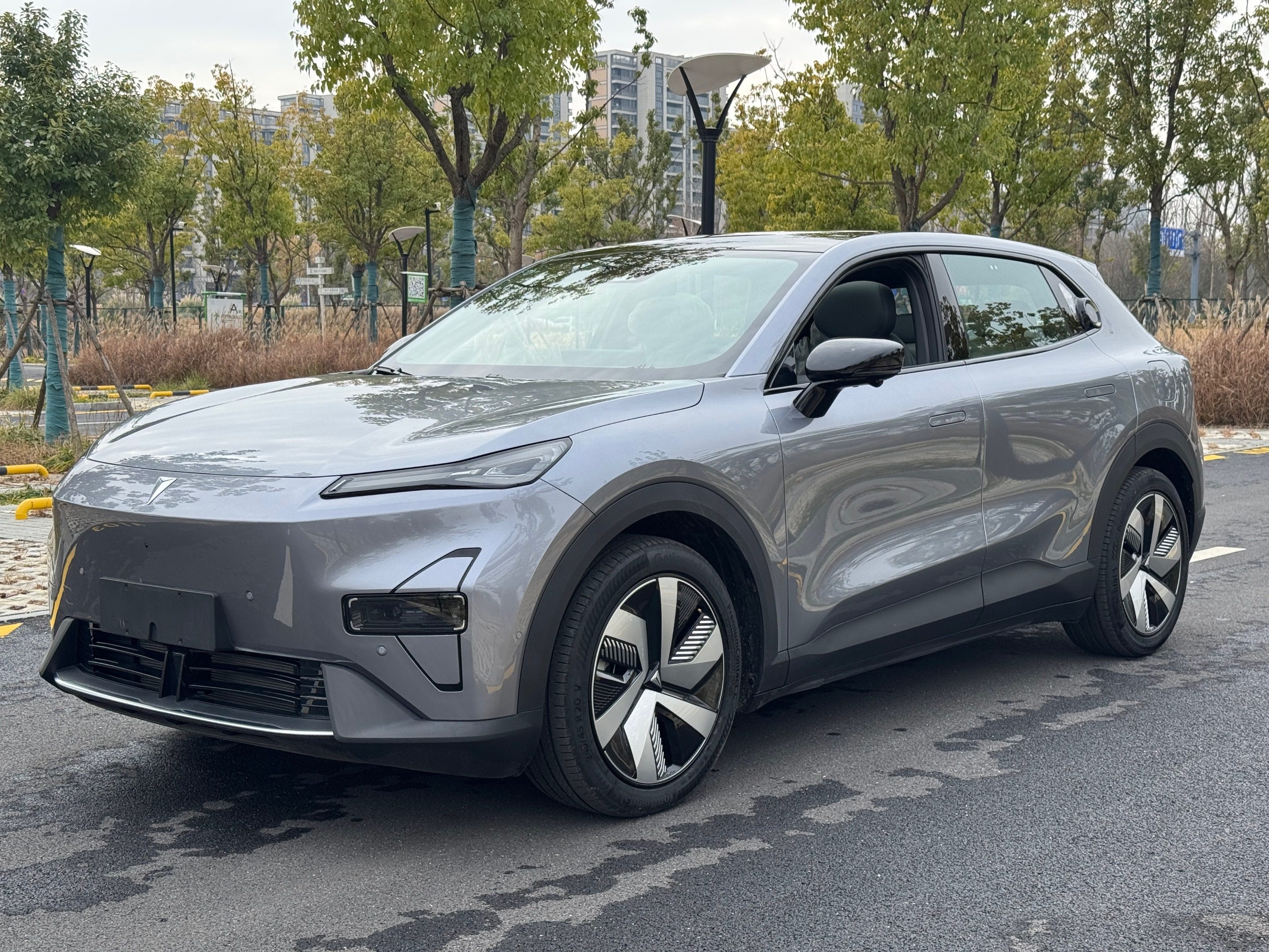 Yichun Xingyue Paipai Car Trading Co., Ltd