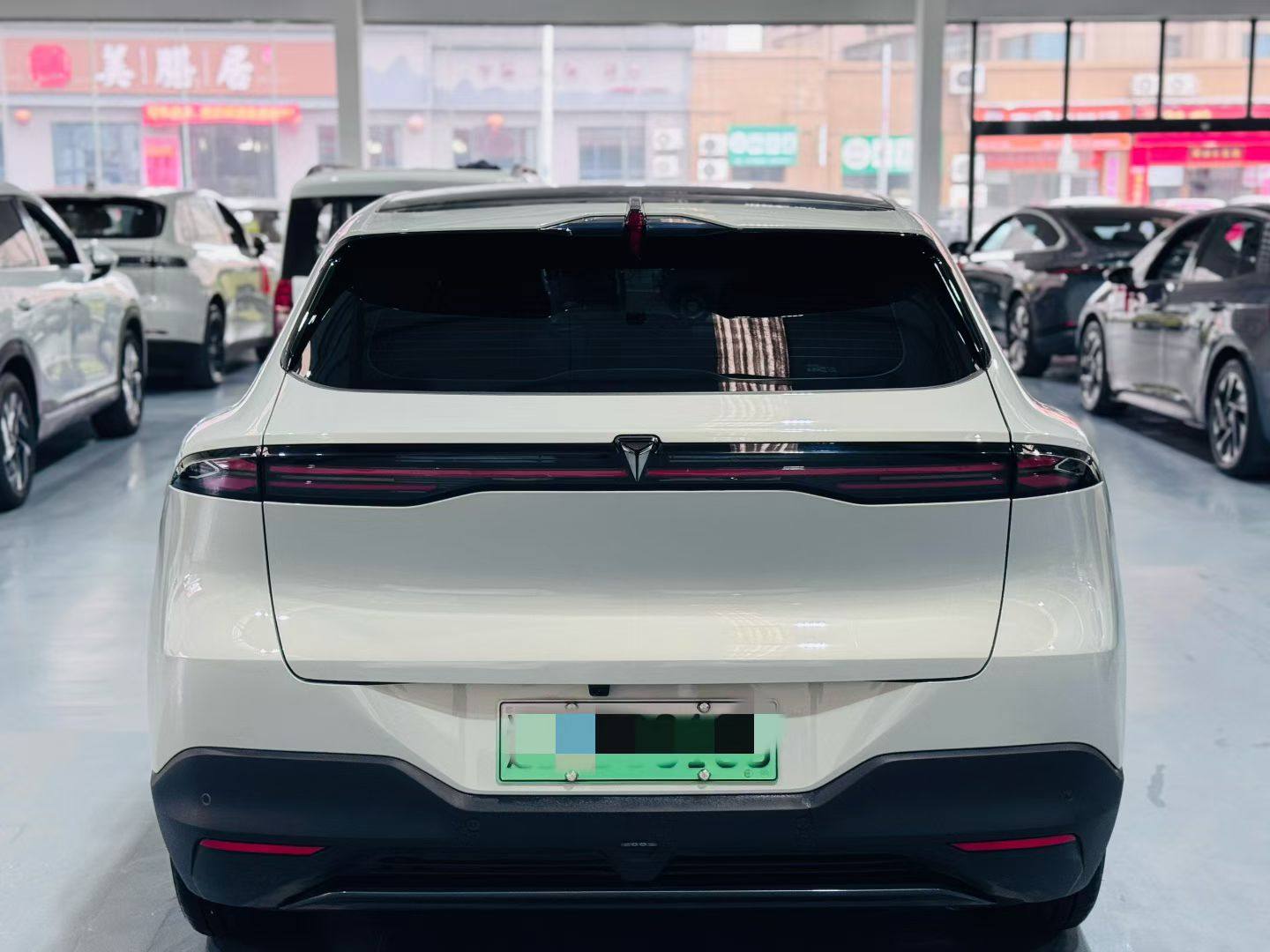 Yichun Xingyue Paipai Car Trading Co., Ltd