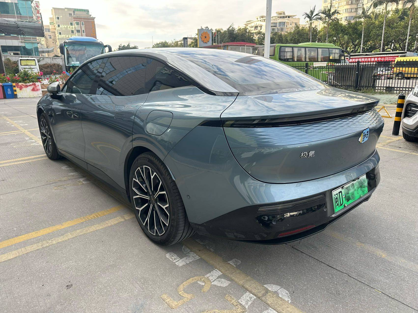 Yichun Xingyue Paipai Car Trading Co., Ltd
