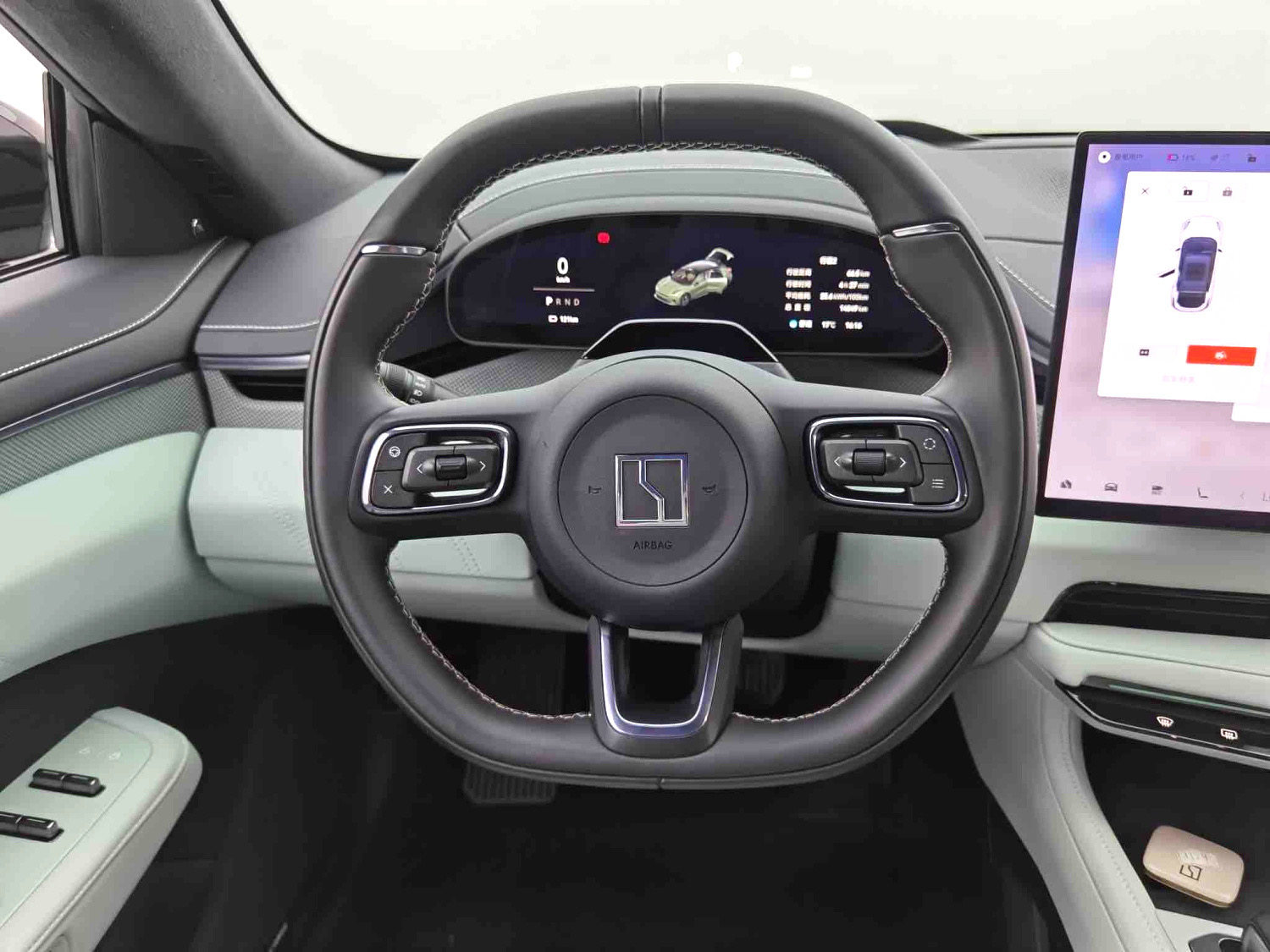 Yichun Xingyue Paipai Car Trading Co., Ltd