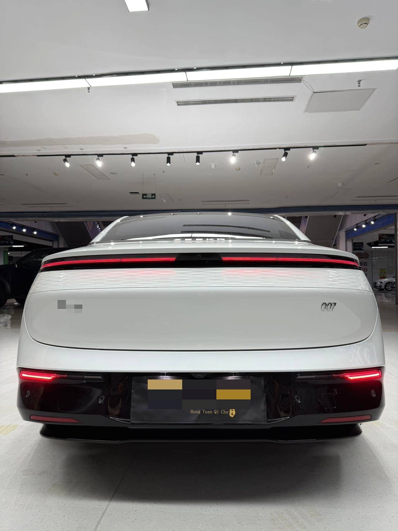 Yichun Xingyue Paipai Car Trading Co., Ltd