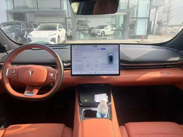 Yichun Xingyue Paipai Car Trading Co., Ltd