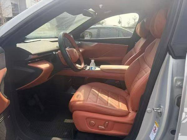 Yichun Xingyue Paipai Car Trading Co., Ltd