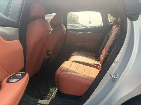 Yichun Xingyue Paipai Car Trading Co., Ltd