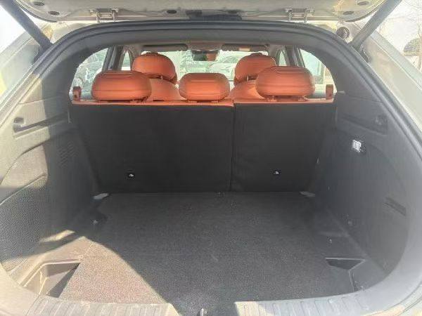 Yichun Xingyue Paipai Car Trading Co., Ltd