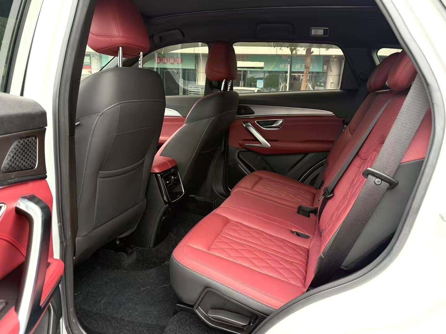 Yichun Xingyue Paipai Car Trading Co., Ltd