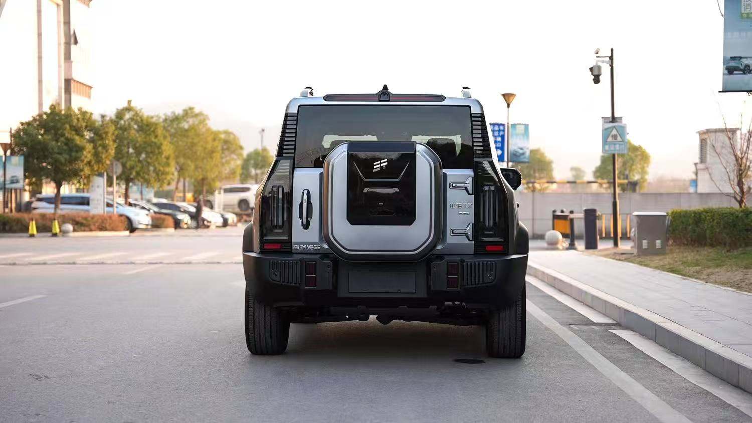 Yichun Xingyue Paipai Car Trading Co., Ltd