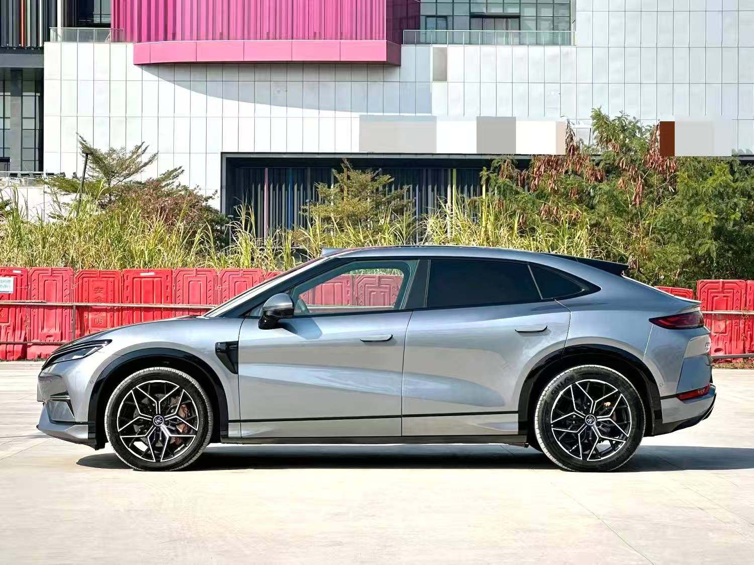 Yichun Xingyue Paipai Car Trading Co., Ltd