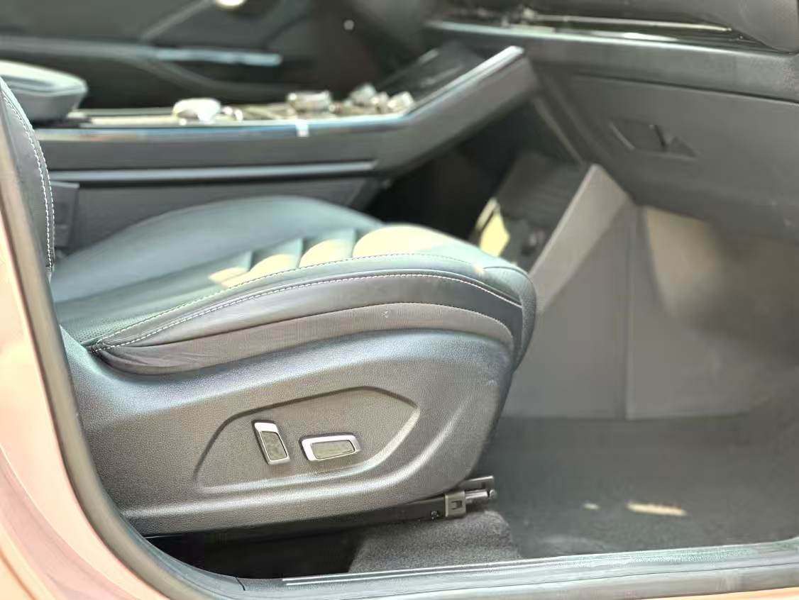 Yichun Xingyue Paipai Car Trading Co., Ltd