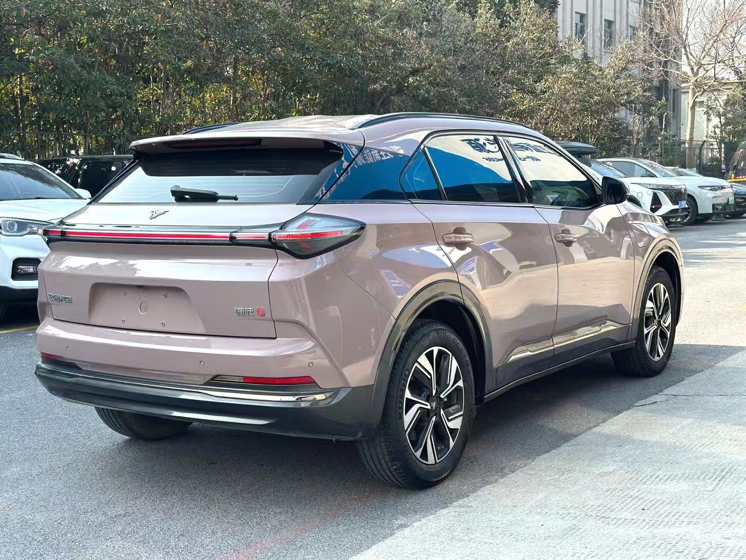 Yichun Xingyue Paipai Car Trading Co., Ltd