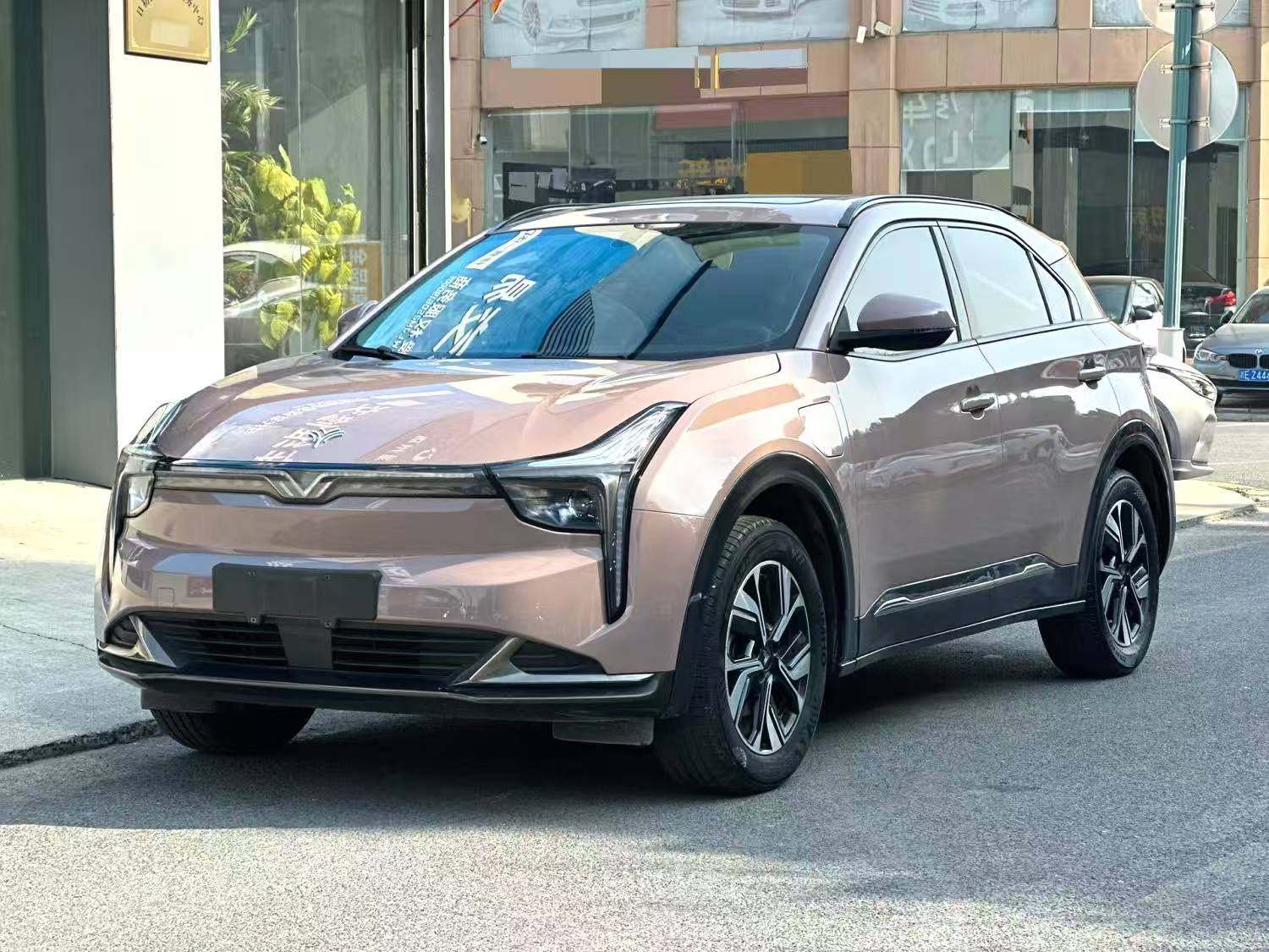 Yichun Xingyue Paipai Car Trading Co., Ltd